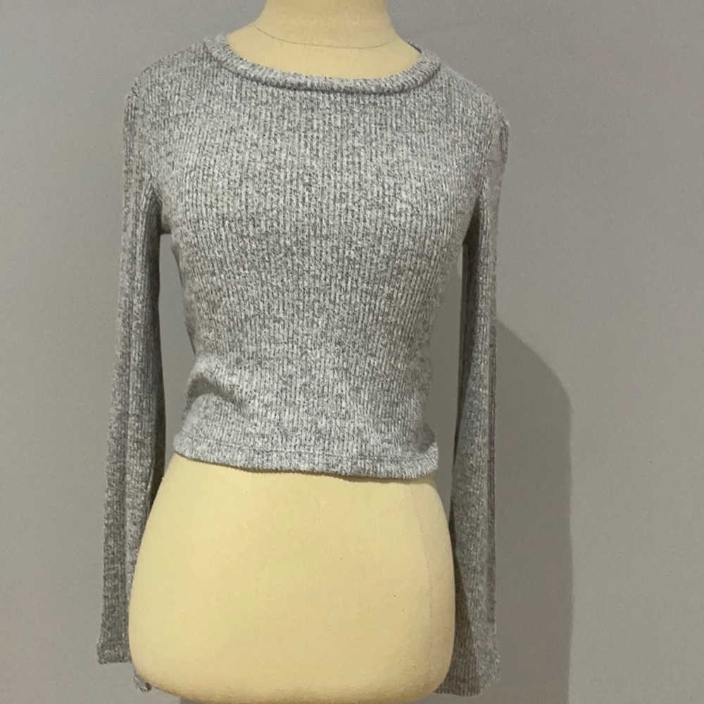 Grey long sleeve tight cropped sweater NEVER WORN